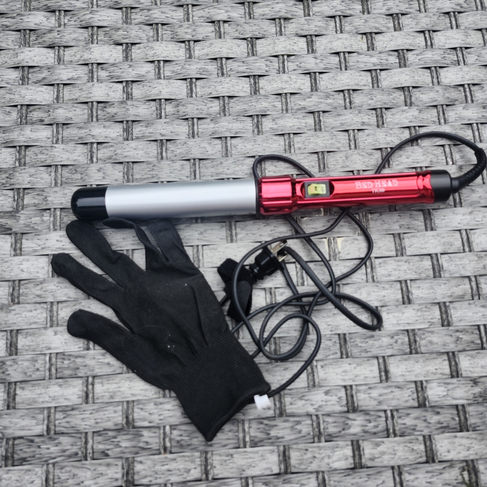 BedHead Red and Silver Curling Wand